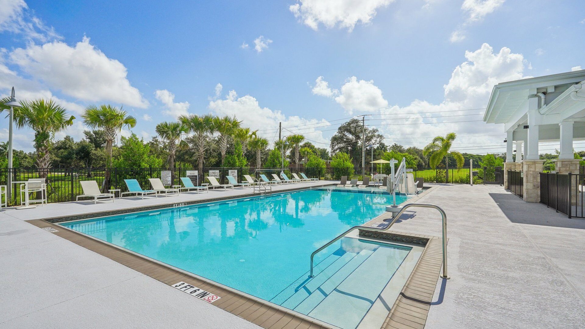 Daniels Parkway Pool